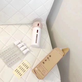 Bình chiết mỹ phẩm