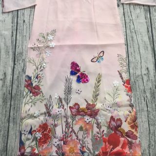 Áo dài organza kết cườm và kim sa sang trọng