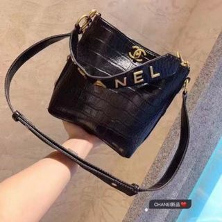 túi chanal khóa xoay THTX05