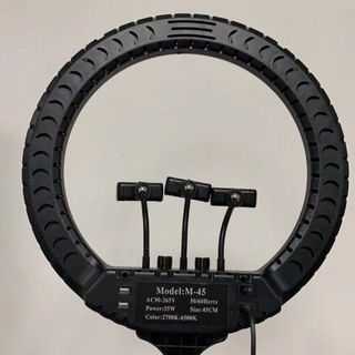 M450-45cm mới ra có nút chỉnh ở đèn và điều khiển 3 kẹp đt chân to