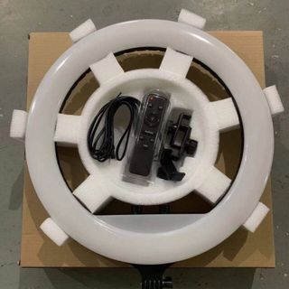 M450-45cm mới ra có nút chỉnh ở đèn và điều khiển 3 kẹp đt chân to