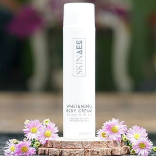 SỮA TẮM TRẮNG HẰNG NGÀY SKIN AEC