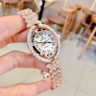 Đồng hồ nữ thời trang Royal Crown 4610