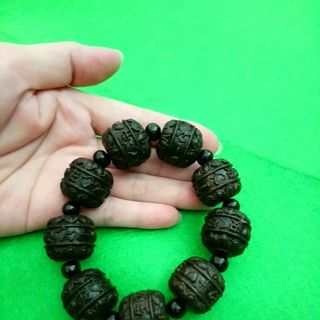 vòng tay gỗ cho nam