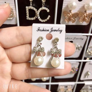 Bông tai Thái sát tai