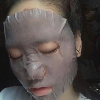 Mặt lạ hạt rong biển sanbeauty