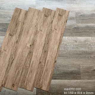 SÀN NHỰA CÓ KEO SẴN
