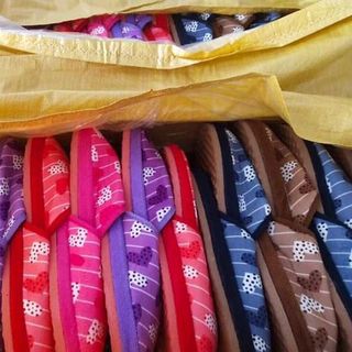 Dép bông đi trong nhà hình trái tim