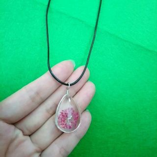vòng cổ da mặt ép hoa khô thời trang đẹp