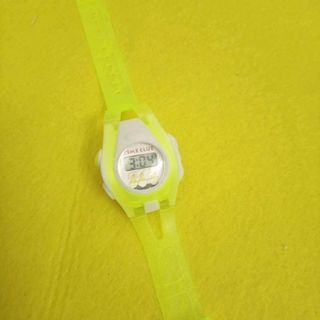 Đồng hồ điện tử chạy pin sẵn pin