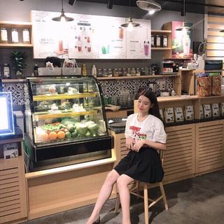 Giày bít cao gót 9p quai trong cực sang