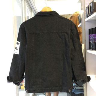 Áo khoác jean Nam màu đen cá tính CHI09