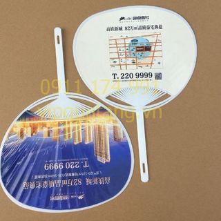 quà tặng quảng cáo- quạt nhựa in logo