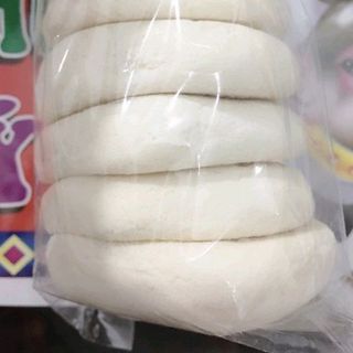 Bánh bao sâu lớn