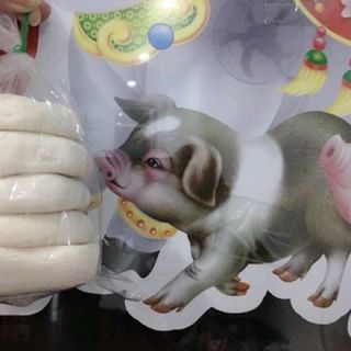 Bánh bao sâu lớn