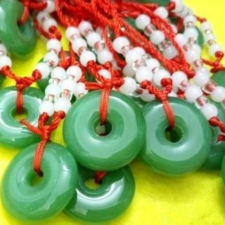dây chuyền mặt đá nhiều mẫu