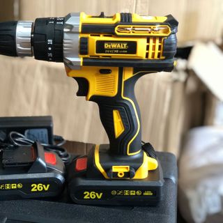 Máy khoan pin DeWalt 26v có búa