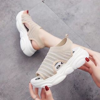 Giày sandal Thun