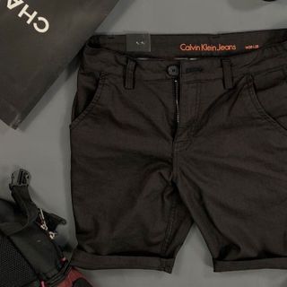 Short Kaki co giãn nhẹ
