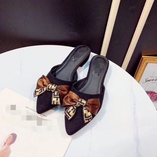 DÉP BÍT MŨI NƠ LỤA