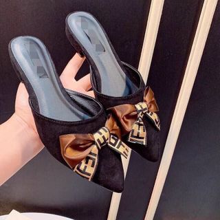 DÉP BÍT MŨI NƠ LỤA