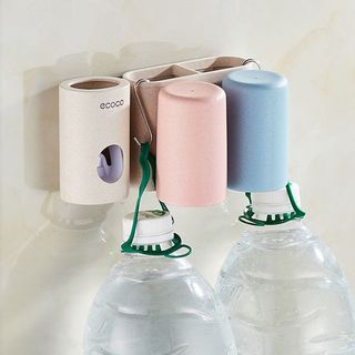 Dụng cụ nhả kem lúa mạch Ecoco giá treo bàn chải kèm 2 cốc