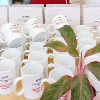 quà tặng doanh nghiệp- in cốc sứ