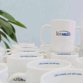 quà tặng doanh nghiệp- in cốc sứ