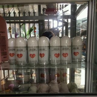 kem đặc trị hôi nách