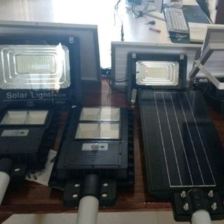 ĐÈN CHIẾU SÁNG NĂNG LƯỢNG MẶT TRỜI CÔNG SUẤT 40W