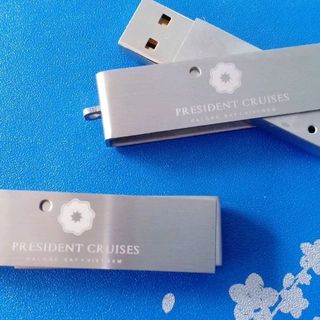 usb giá rẻ- có in logo