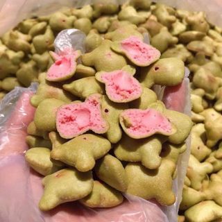 BÁNH GẤU CHÙM NGÂY NHÂN KEM DÂU