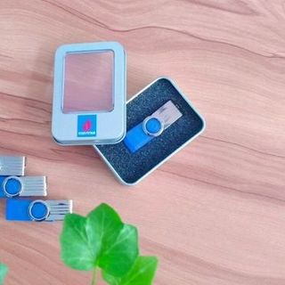 usb xoay