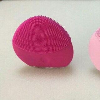 Máy rửa mặt Foreo