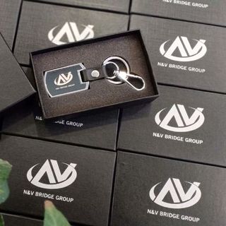 móc khóa kim loại khắc logo có hộp