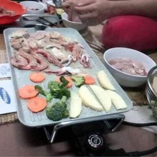 Bếp nướng Sámung vân đá