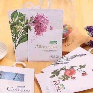 Túi thơm Để Tủ Quần Áo túi trắng móc treo