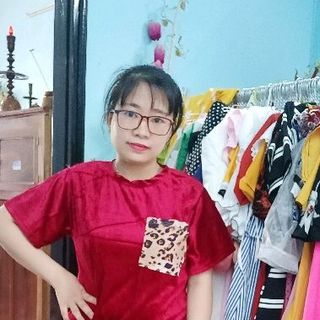 áo nhung có túi cổ tròn vải thun co giãn free size