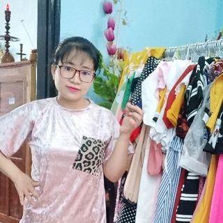 áo nhung có túi cổ tròn vải thun co giãn free size