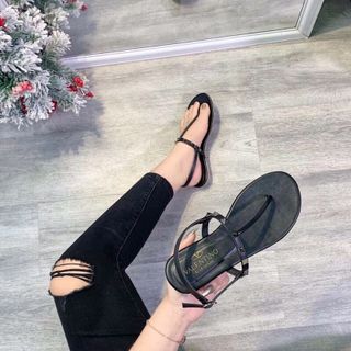Giày Sandal quai kẹp siêu nhẹ hợp thời trang