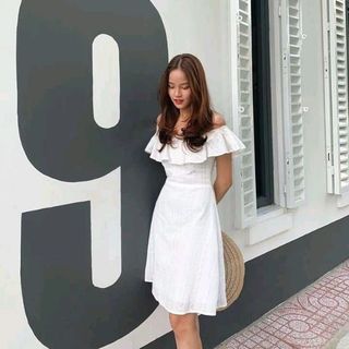 ĐẦM BẸT VAI BÈO TRẮNG