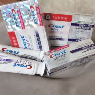Kem đánh răng trắng răng Crest 3D White Brilliance 116gr