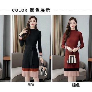ĐẦM LEN DẬP LI CỘT EO