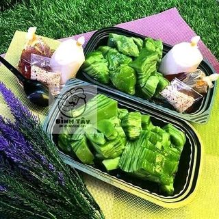 BÁNH ĐÚC GÂN LÁ DỨA