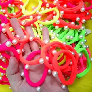 cột tóc hạt châu nhiều màu
