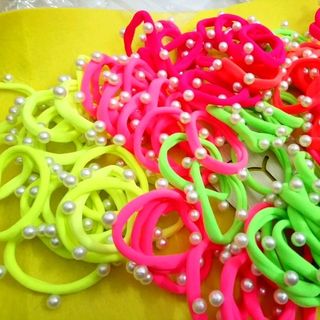 cột tóc hạt châu nhiều màu