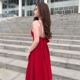 Đầm thời trang thiết kế đỏ hai dây