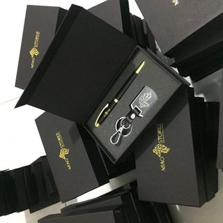 bộ quà tặng bút kí và móc khóa quà tặng
