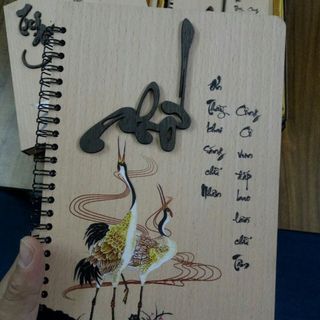 bộ quà tặng 2011 gồm sổ và bút gỗ