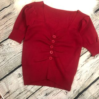 Áo len cúp ngực tay bồng nhẹ